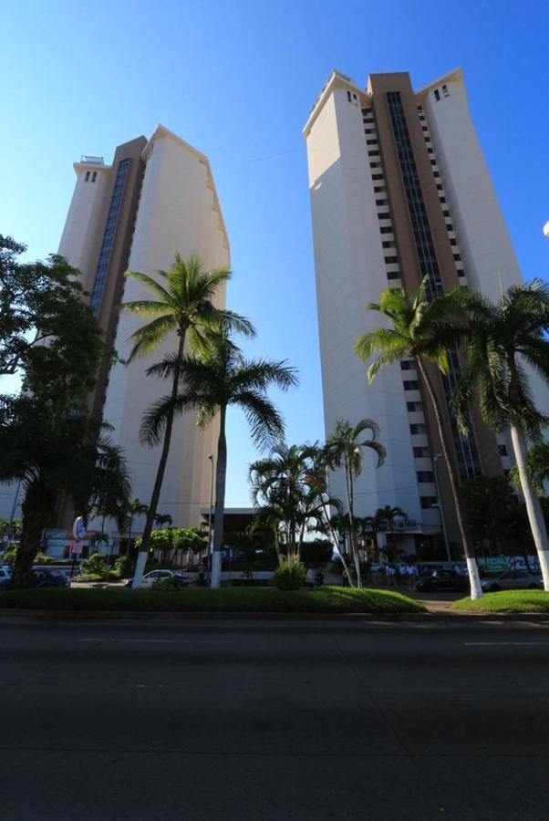 Las Torres Gemelas Vip อากาปุลโก ภายนอก รูปภาพ
